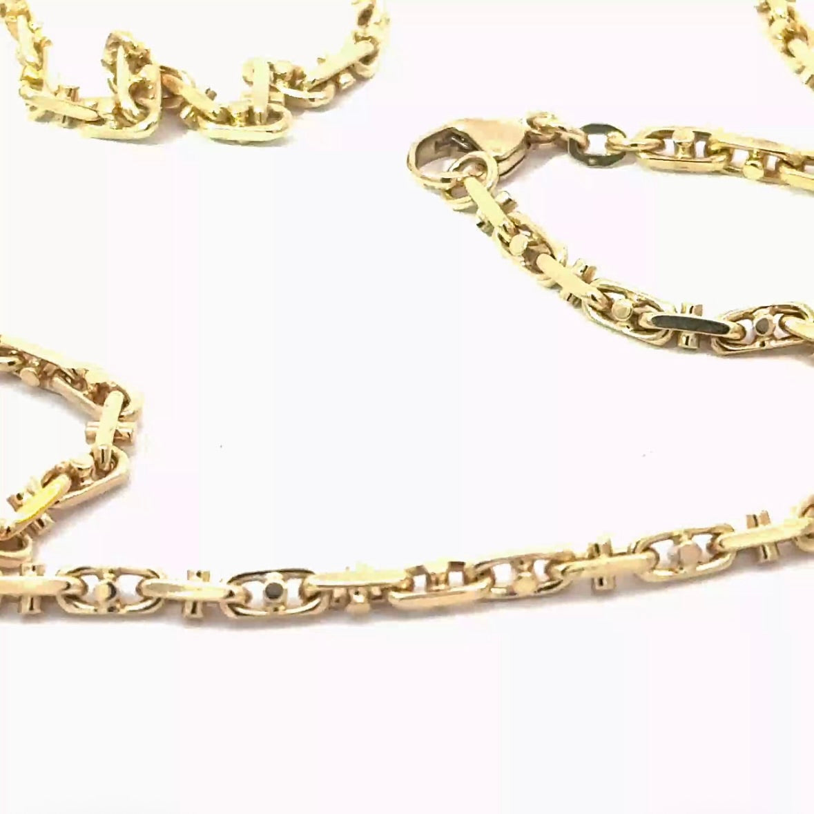 Ausgefallene Halskette in 18 Karat Gelbgold mit Karabinerverschluss