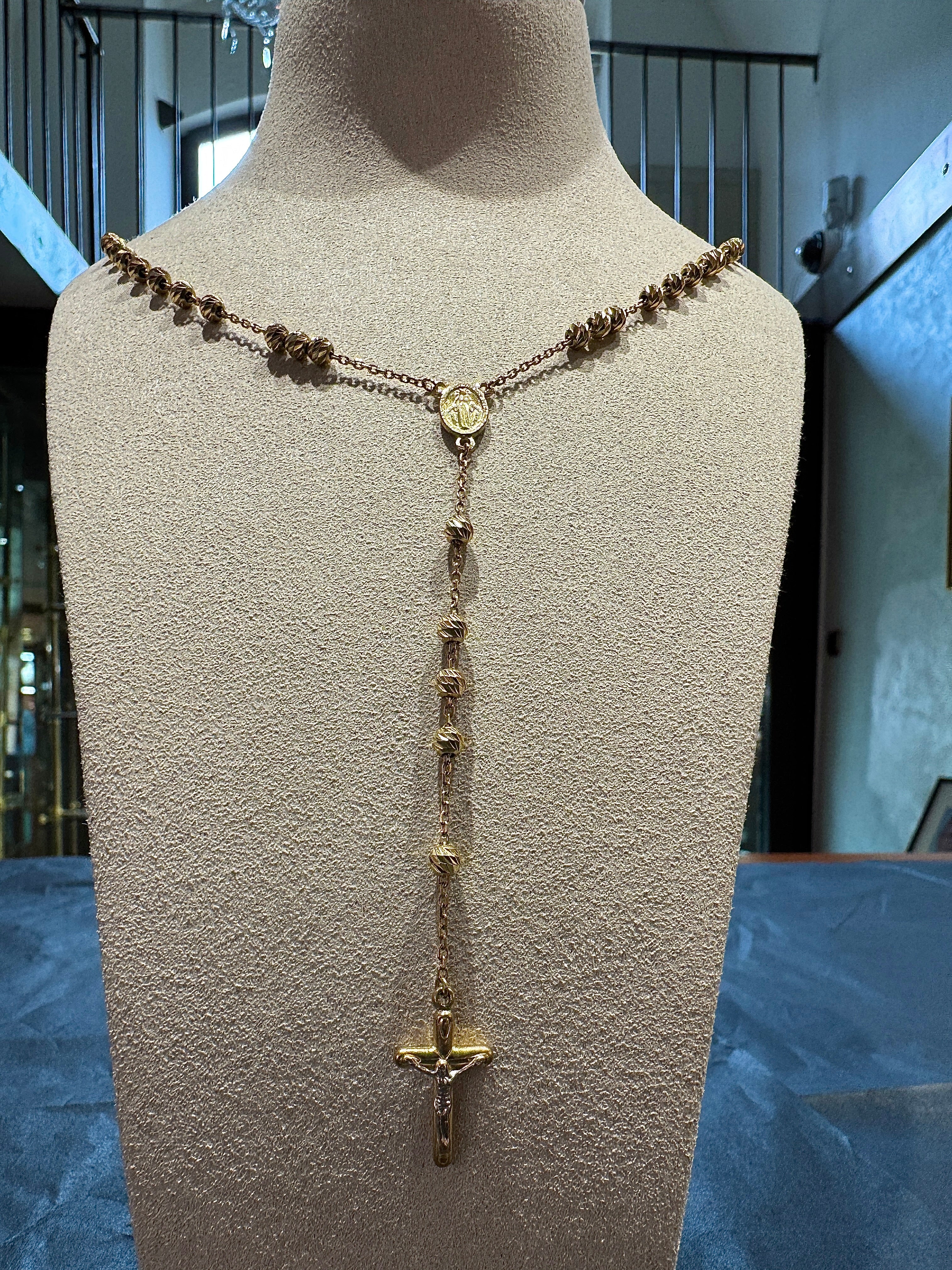 Timeless Rosary in 14 Karat (585) Yellow Gold with Madonna & Jesus