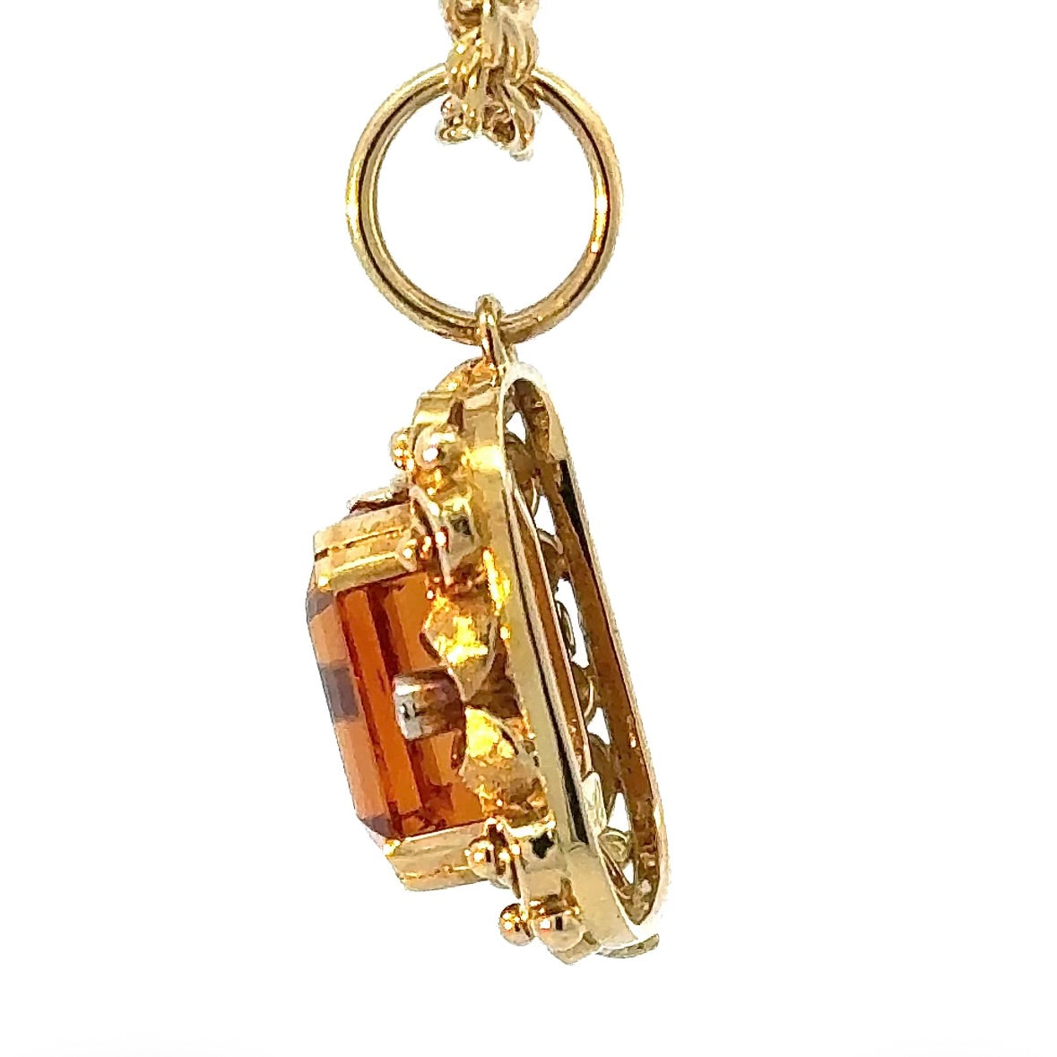 Handcrafted pendant in 18k yellow gold with citrine & brilliant-cut diamonds by Jaufmann