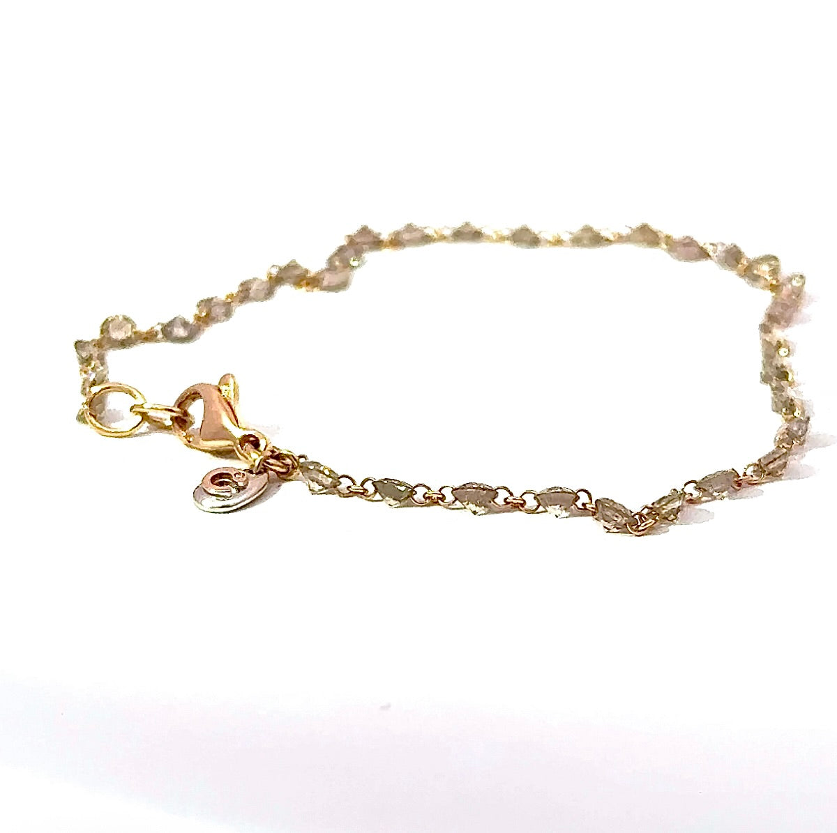 Spectacular Crivelli bracelet in 18K rose gold with 3.30 carats of fancy brilliant-cut diamonds