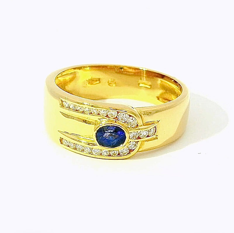 Feiner Saphirring in 18 Karat Gelbgold – Handgefertigt mit Brillanten