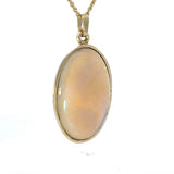 Eleganter Anhänger in 14 Karat Gelbgold mit Opal