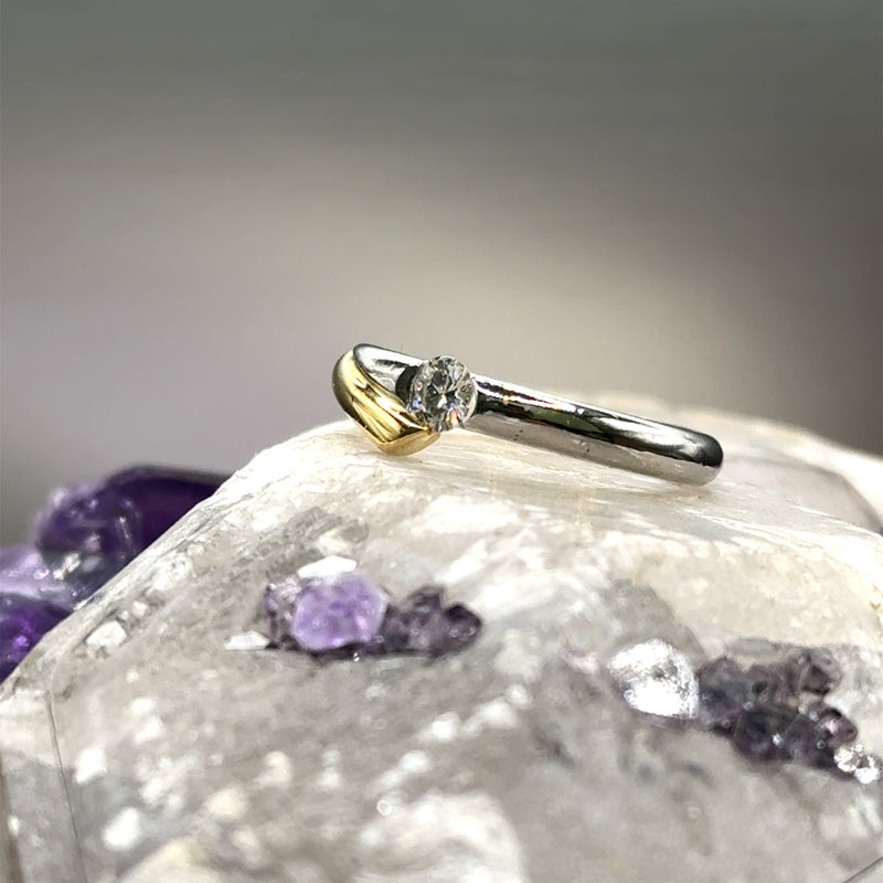 Edele bicolor ring van 18 karaat geelgoud en 950 platina met zeer fijne diamanten - handgemaakt