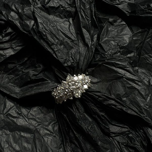 Elegant vintage piece of jewelry in 14 carat with 2 carat brilliant-cut diamonds 