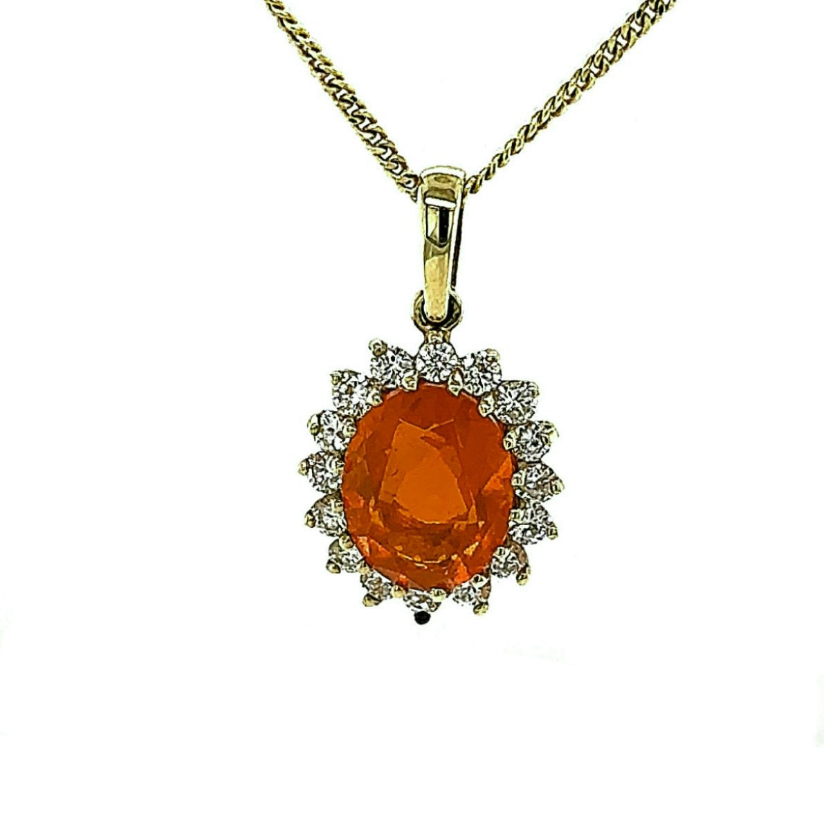 Stilvoller Feueropal-Anhänger in 14 Karat Gelbgold mit Brillanten und Kette