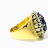 Prunkvoller Cocktailring in 18 Karat Gold mit großem Amethyst & Brillanten
