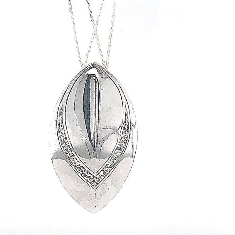 Elegant 18 carat white gold pendant with brilliant-cut diamonds