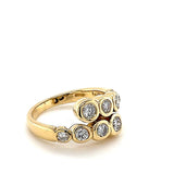 Stilvoller und eleganter Ring in 18 Karat Gelbgold mit hochfeinen Brillanten