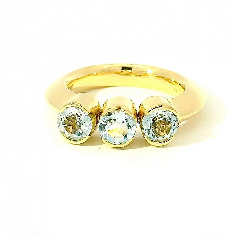 Massiver Aquamarin-Ring in 18 Karat Gelbgold – Handgefertigt aus der Manufaktur Eidel