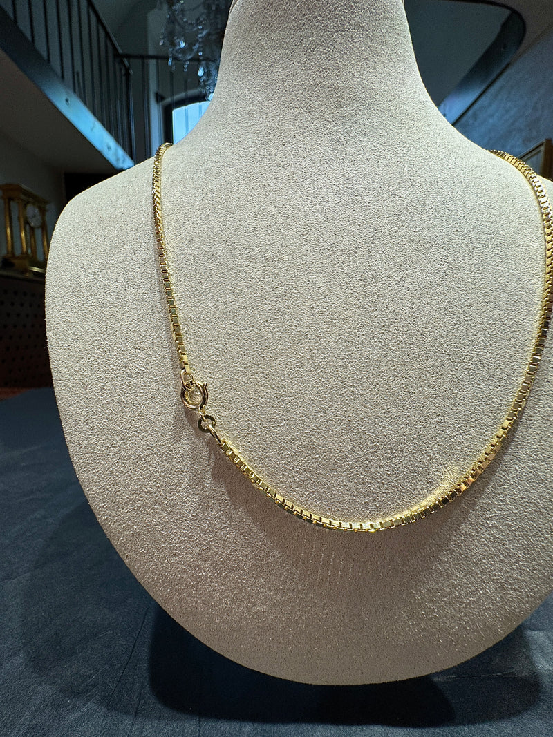 Leuchtende Venezianerkette in 8 Karat Gelbgold mit Federring