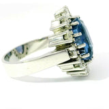 Prunkvoller Entourage Ring in 18 Karat Weißgold mit Saphir & Brillanten