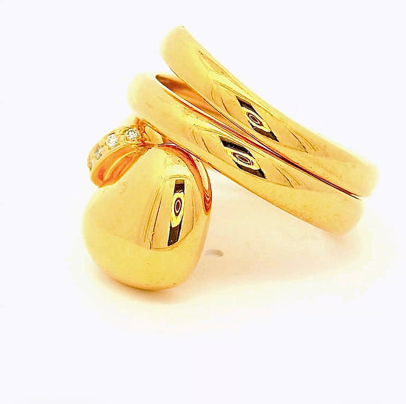 Dekorativer Herz-Ring in 18 Karat Gelbgold mit Brillanten