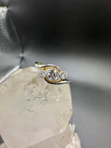 Eleganter Art-Déco-Ring in 14 Karat Gelbgold mit Altschliff-Diamanten