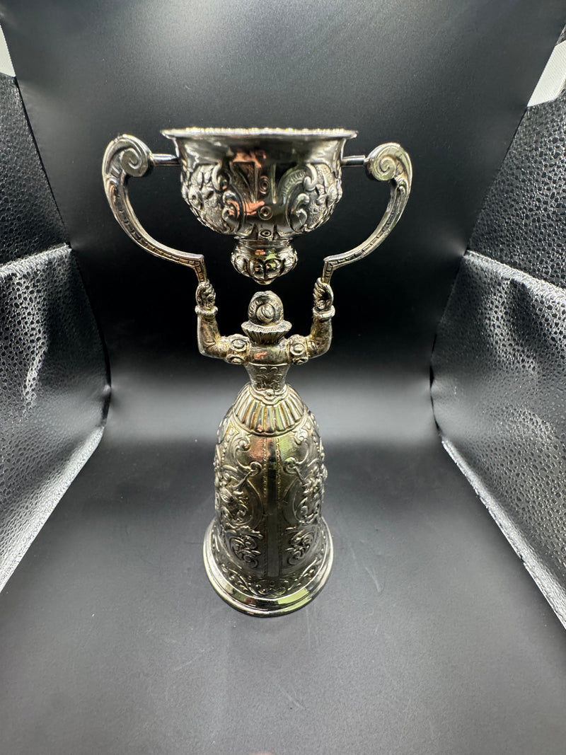 Hochzeitsbecher aus 800er Silber – Symbol von Liebe, Treue und Handwerkskunst