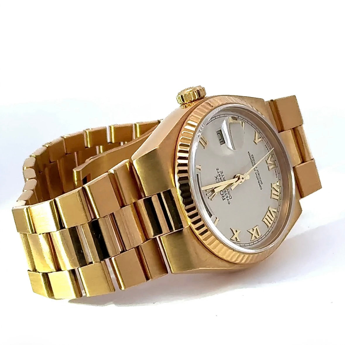 Rolex Day-Date Oysterquartz Ref. 19018 in 18 Karat Gelbgold