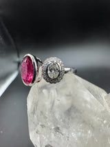 Eleganter Ring in 18 Karat Weißgold mit Rubellit & Brillanten