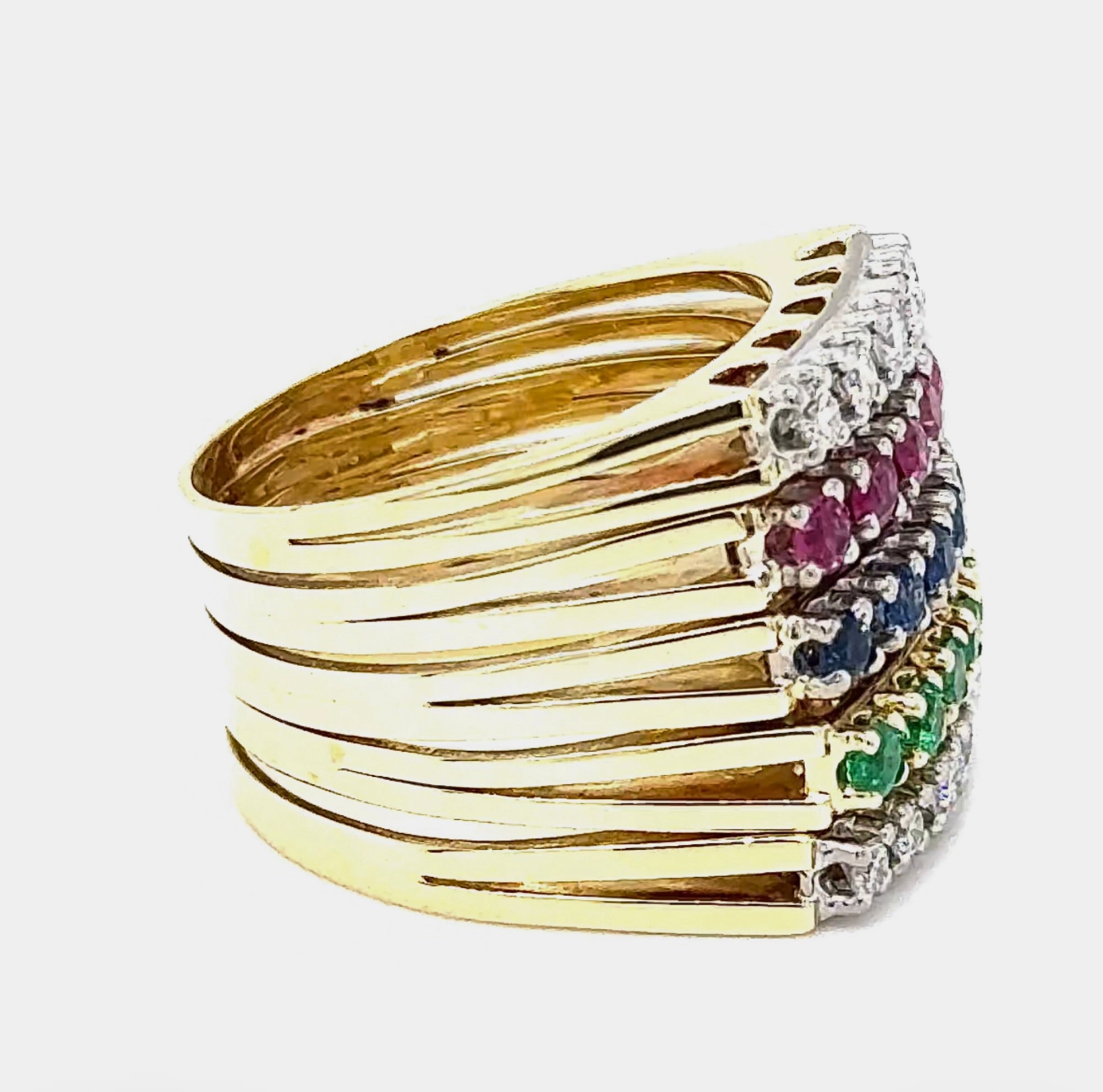 Breiter Halbmemory Ring in 14 Karat Gelbgold mit Saphir, Rubin, Smaragd & Brillanten