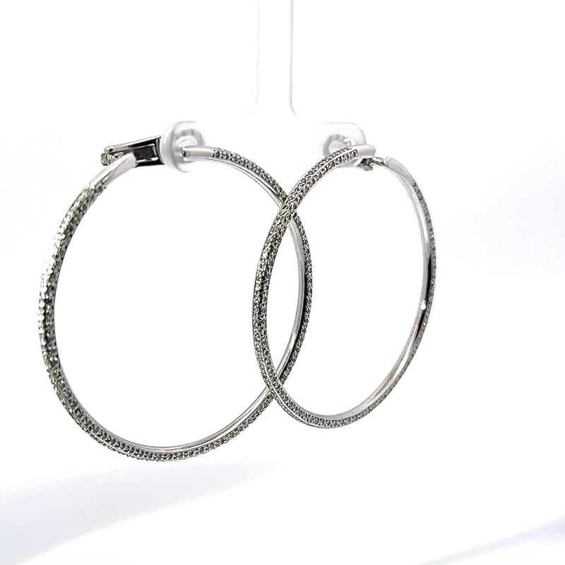 Außergewöhnliche 18Karat Weißgold Ohrringe mit 286 Brillanten