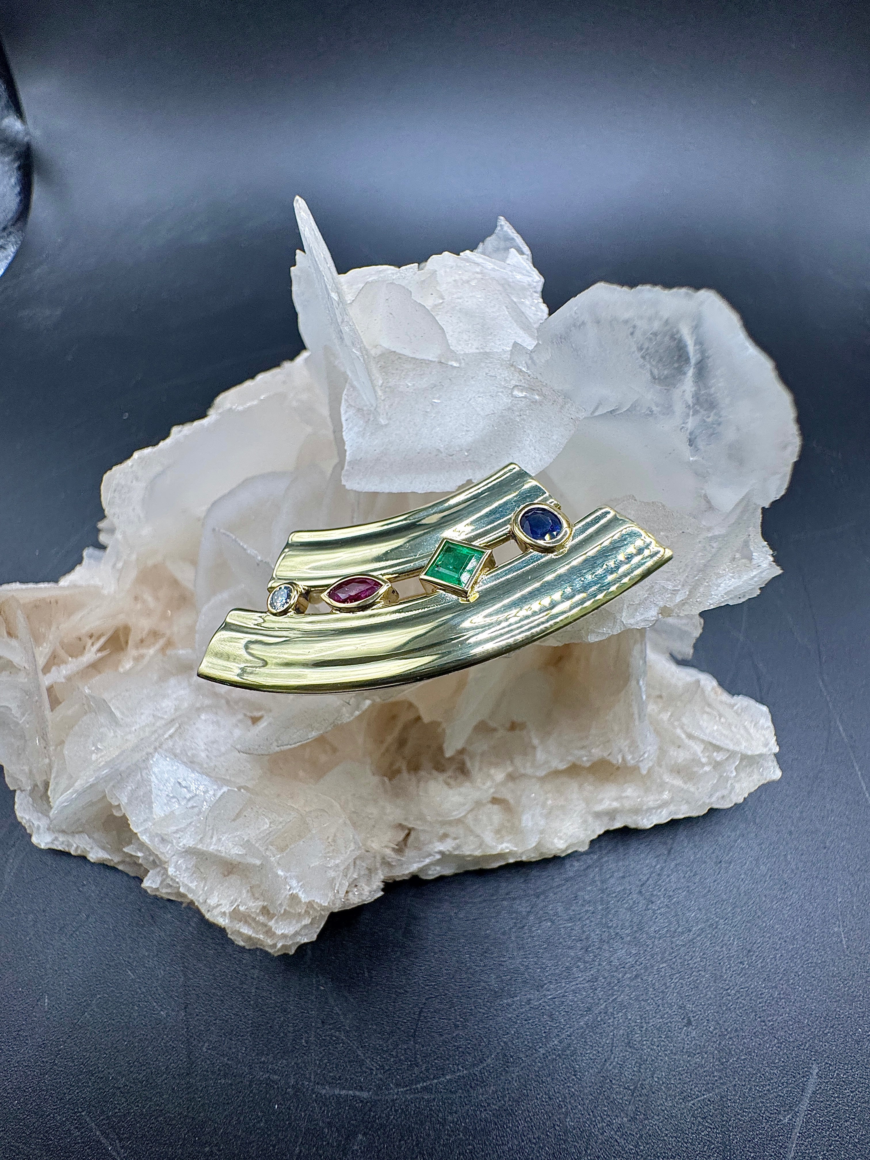 Stylish Fries Arauner Brooch & Pendant in 14 Karat Yellow Gold with Fine Gemstones & Brilliant-Cut Diamond
