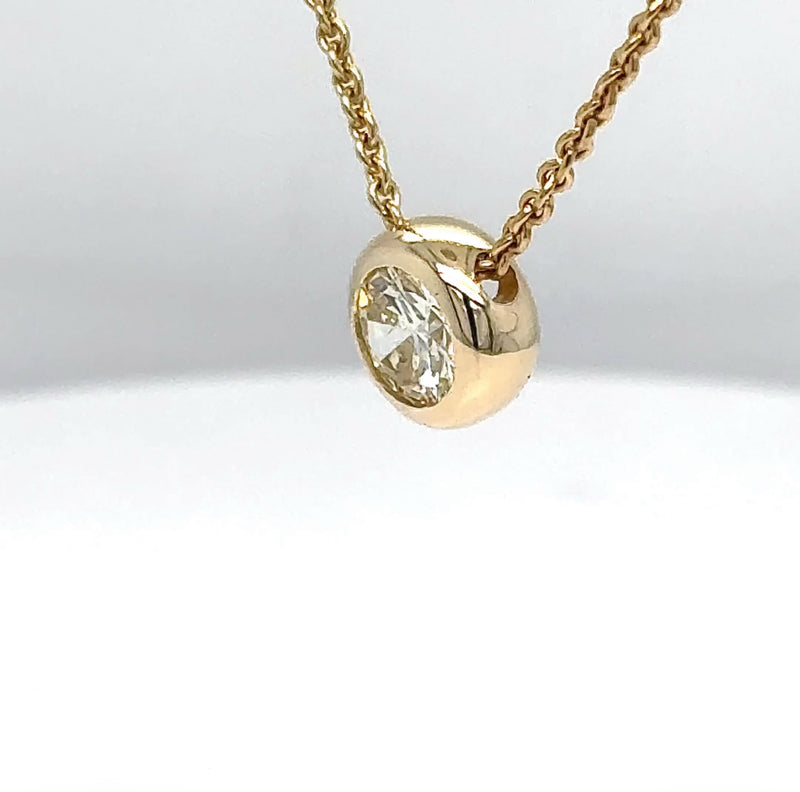 Edler Solitär Anhänger in 14 Karat Gelbgold mit feinen Brillant & Kette