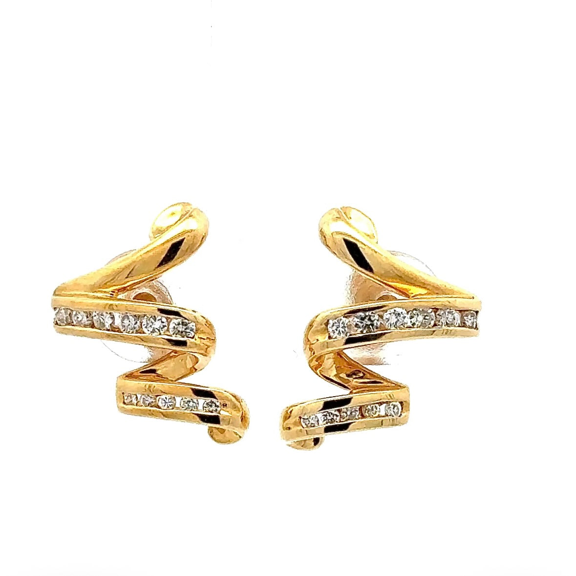 Elegant earrings in 18 carat yellow gold with fine brilliant-cut diamonds