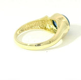 Zeitloser Ring in 9 Karat Gelbgold mit Saphir-Cabochon