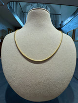 Elegante Schlangenkette in 9 Karat Gelbgold mit Federring