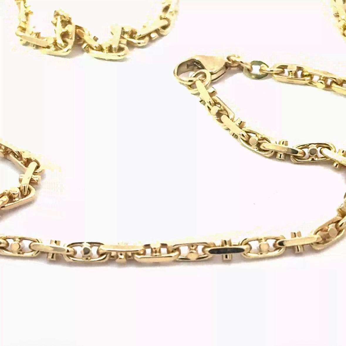 Ausgefallene Halskette in 18 Karat Gelbgold mit Karabinerverschluss