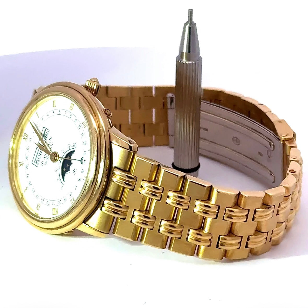 Blancpain Villeret Ref. 6595 in 18 Karat Gelbgold mit Mondphase