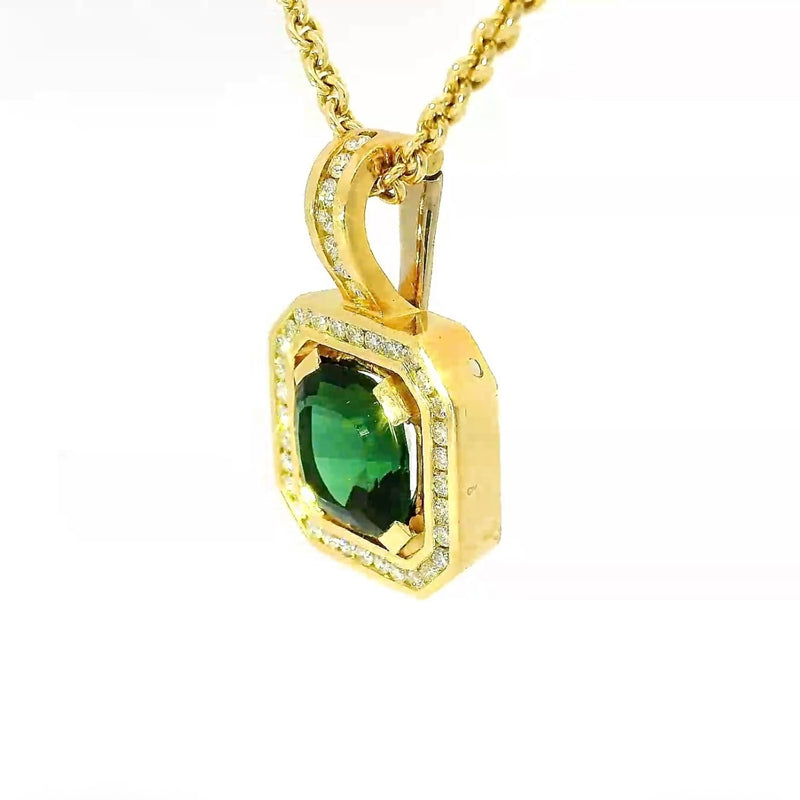 Goldbaur Anhänger in 18 Karat Gelbgold mit feinem Turmalin & Brillanten