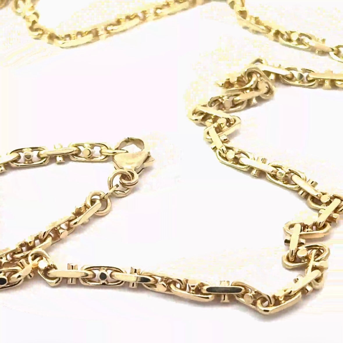 Ausgefallene Halskette in 18 Karat Gelbgold mit Karabinerverschluss