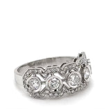 Ausgefallener Ring in 18 Karat Weißgold mit feinen Brillanten & Diamanten
