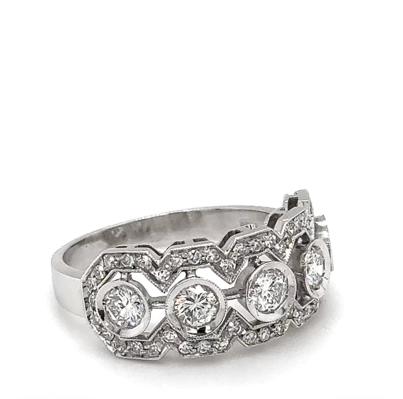 Ausgefallener Ring in 18 Karat Weißgold mit feinen Brillanten & Diamanten