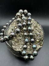 Elegante Tahiti-Perlen Kette mit Silber-Magnetschloss