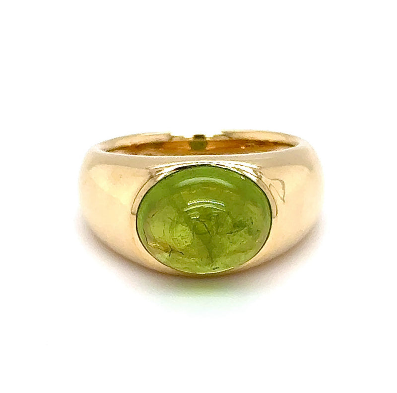 Massiver Ring in 18 Karat Gelbgold mit leuchtendem Peridot