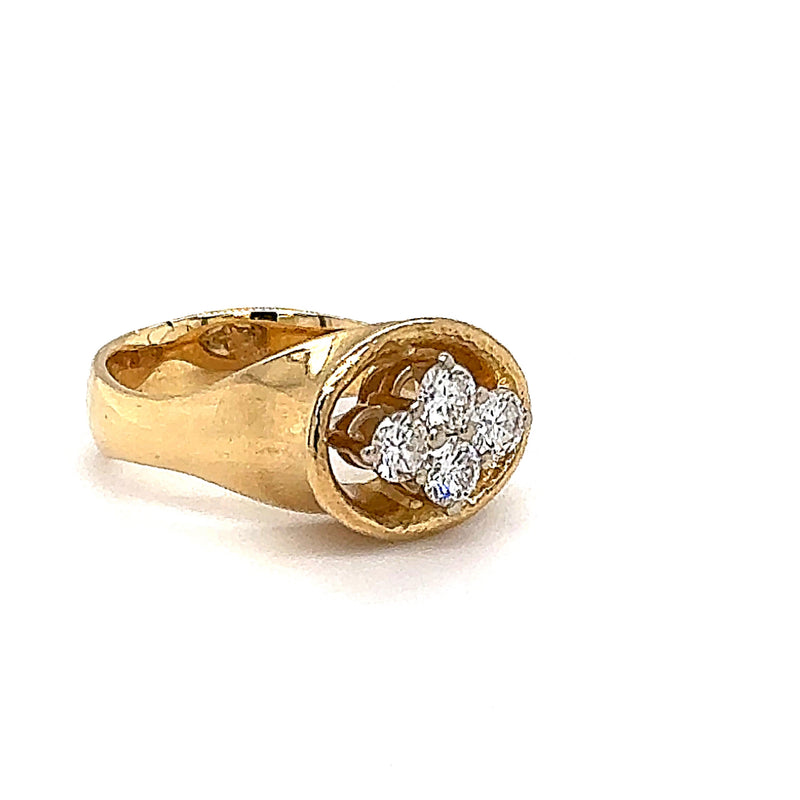 High-quality Jaufmann ring in 18 carat yellow gold with top quality diamonds