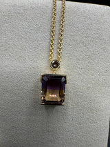 Moderner Ametrin Anhänger in 14 Karat Gelbgold mit Fancy Brillant