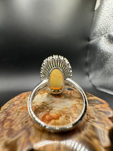 Hochfeiner Cocktailring in 18 Karat Weißgold mit austral. Opal & Brillanten