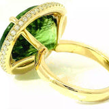 Einmaliger Ring in 14 Karat Gelbgold mit riesigem Peridot & Brillanten