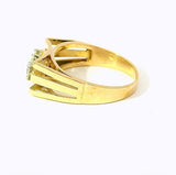 Ausgefallener Ring in 18 Karat Gelbgold mit Brillanten