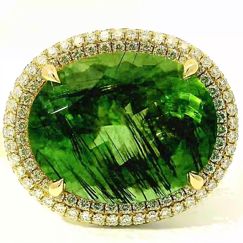 Einmaliger Ring in 14 Karat Gelbgold mit riesigem Peridot & Brillanten