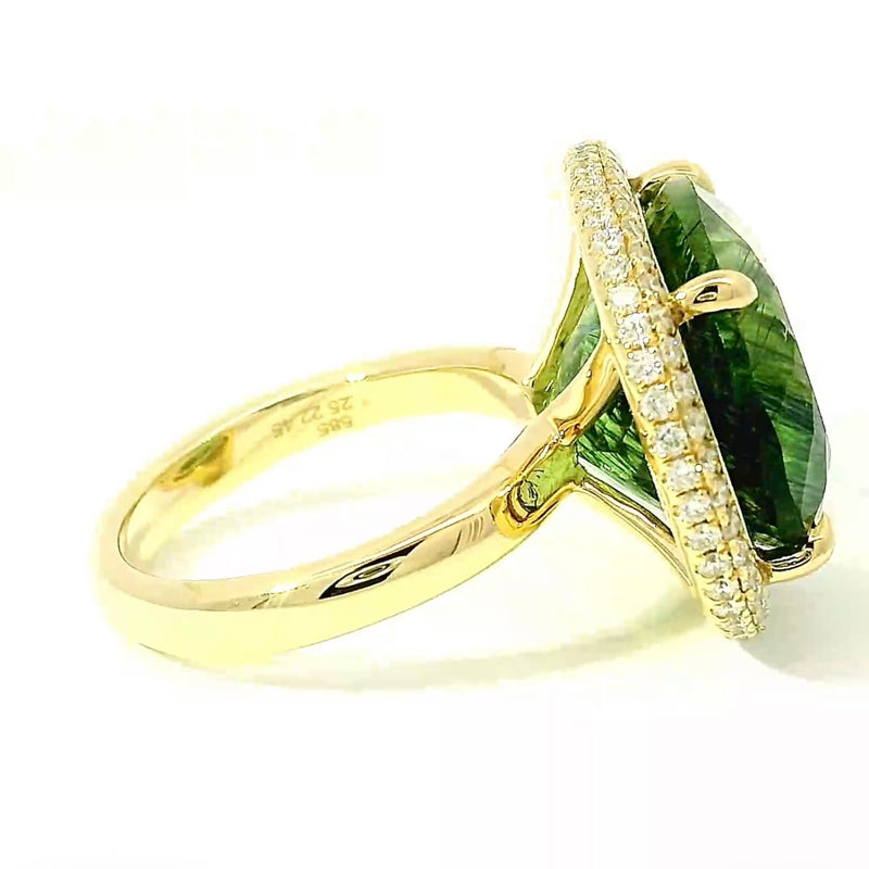 Einmaliger Ring in 14 Karat Gelbgold mit riesigem Peridot & Brillanten