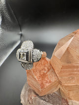 Eleganter Ring in 14 Karat Weißgold mit Brillanten