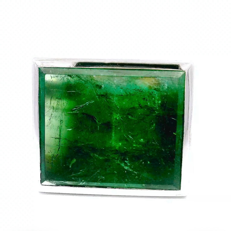 Einmaliger Ring in 18 Karat Weißgold mit beeindruckendem Turmalin