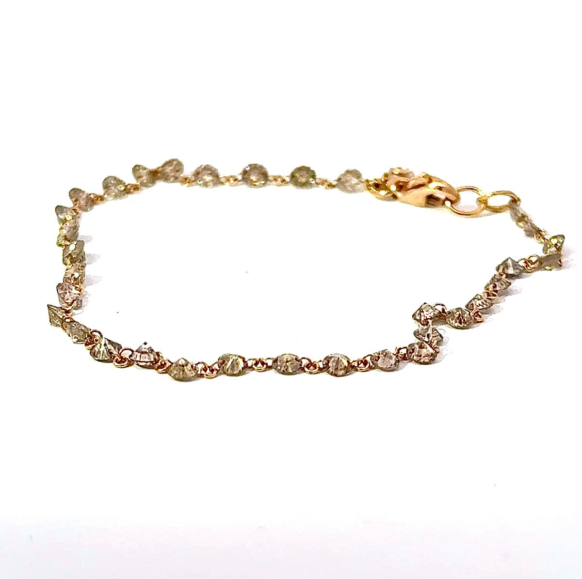 Spectacular Crivelli bracelet in 18K rose gold with 3.30 carats of fancy brilliant-cut diamonds