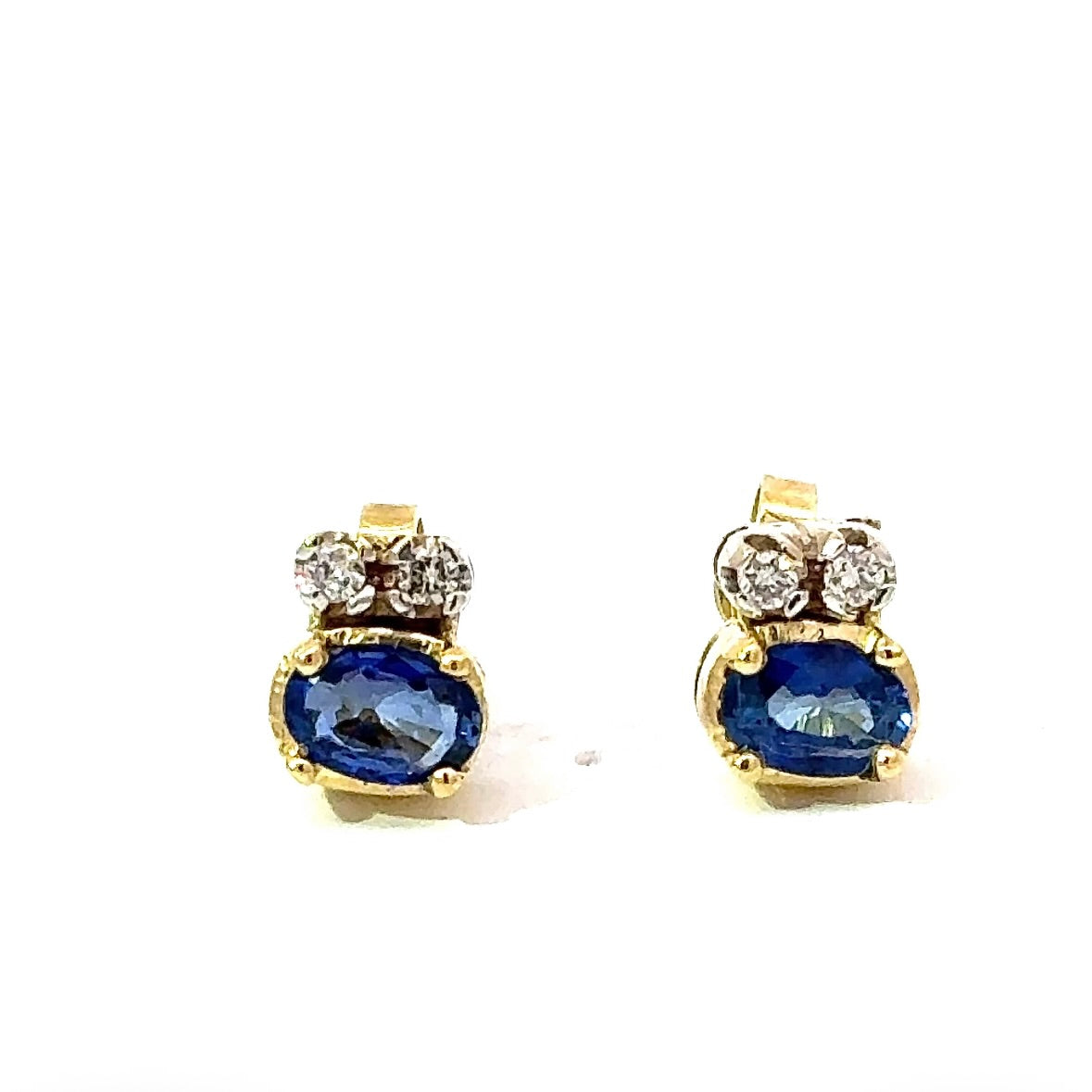 Fine earrings in 18k yellow & white gold with blue sapphires & brilliant-cut diamonds