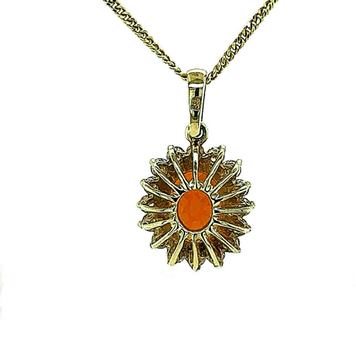 Stilvoller Feueropal-Anhänger in 14 Karat Gelbgold mit Brillanten und Kette