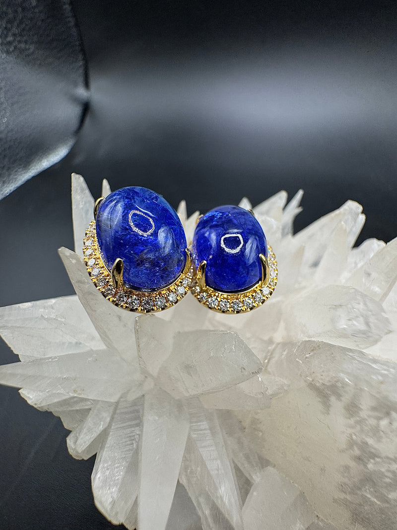 Edle Ohrringe in 18 Karat Gelbgold mit hochfeinen Tansaniten und Brillanten