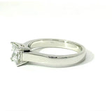 Massiver Solitär Ring in Platin mit hochfeinem Princess-Cut Brillanten