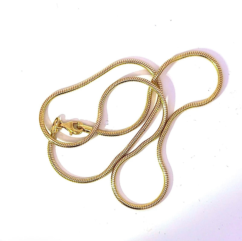 Zeitlose Schlangenkette in 8 Karat Gelbgold mit Karabiner